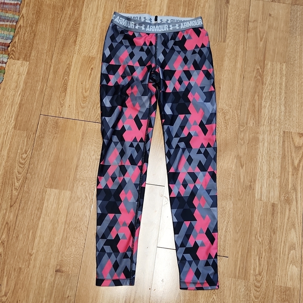 Under Armour hot pink and black legging sz XS